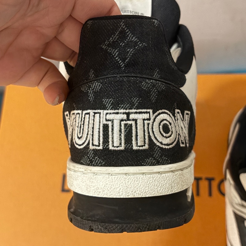 Louis Vuitton路易威登 trainer 黑白熊貓配色 女鞋37 /23.5-14