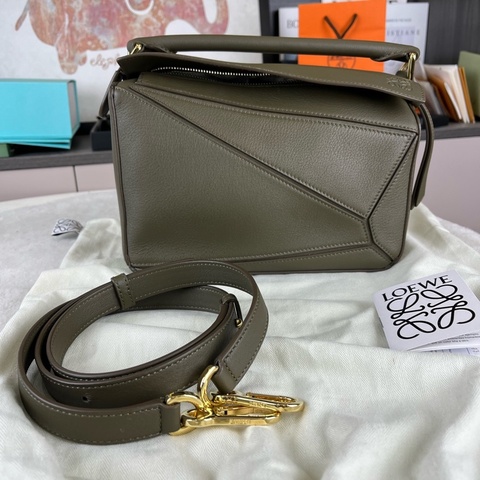 LOEWE羅意威 Puzzle 小號