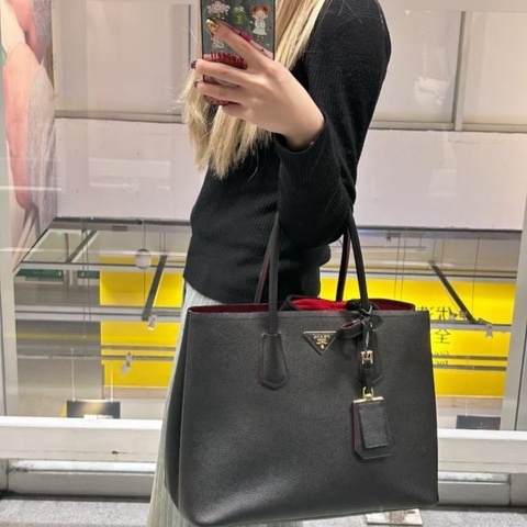 Prada Double手提斜背包 36*26*18  9新 配件 肩帶 塵袋