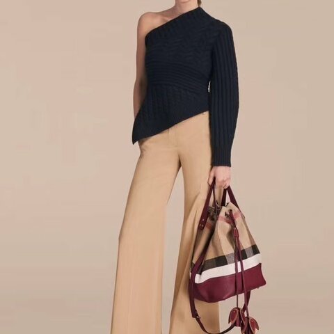 BURBERRY 經典格紋子母水桶包 25*38*19 99新配件塵袋 卡冊 吊牌