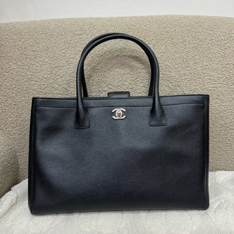 中古 Chanel 香奈兒 Cerf Small Black Calfskin Tote Bag Silver-tone Hardware 黑色銀扣小牛皮手提包