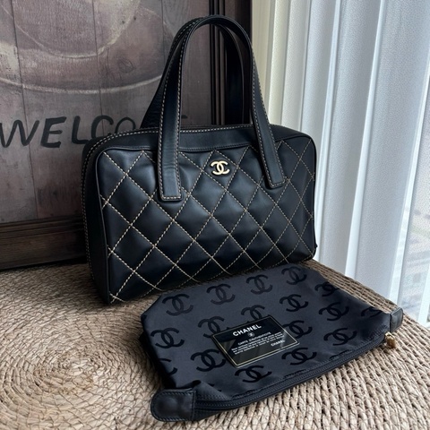 ✨99新Chanel 香奈兒吐司黑金外縫線手提包保齡球包單肩包 金扣 附件：子袋 保卡