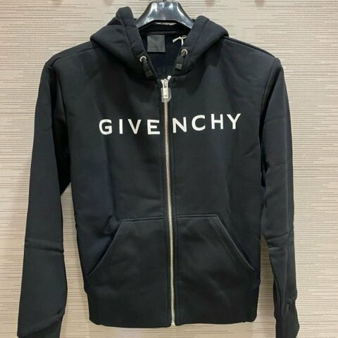 💎Han's house精品服飾💎GIVENCHY 紀梵希 LOGO 連帽 外套 現貨青年款