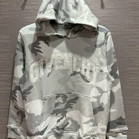 💎Han's house精品服飾💎GIVENCHY 紀梵希 4G迷彩 帽 T 現貨青年款  原價16000