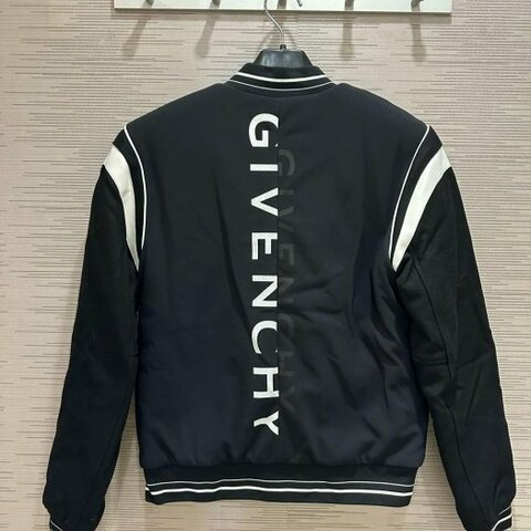 💎Han's house精品服飾💎GIVENCHY 紀梵希 LOGO 拼接 鋪棉 外套 青年款