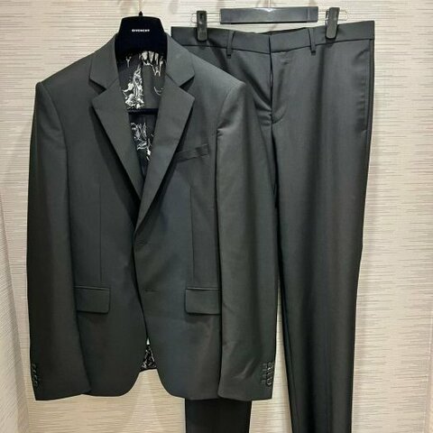 💎Han's house精品服飾💎GIVENCHY 紀梵希 西裝 外套 加 長褲 套裝 現貨48