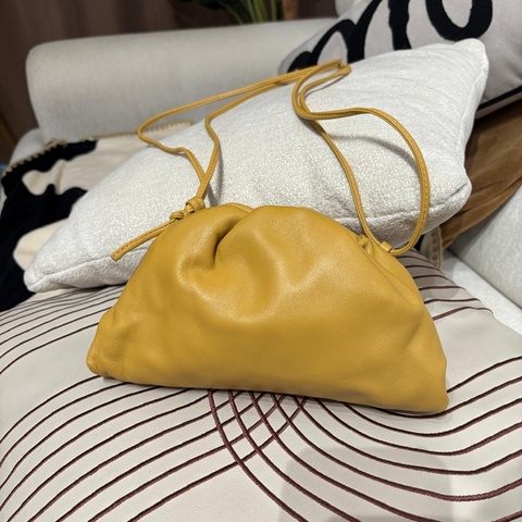 Bottega Veneta BV pouch Shoulder Bag clutch