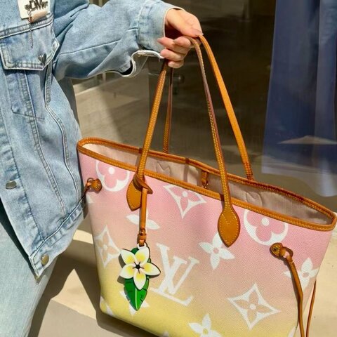 ️LV 夏日限定Neverfull中號 芯片款 黃粉漸變 32*29*15 98新配件子袋 塵袋