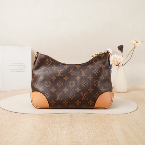 【VUINCA Vintage 價格僅供參考】 LOUIS VUITTON 老花 牛角包 芯片款