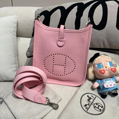 Hermes Mini Evelyne 櫻花粉 Stamp K