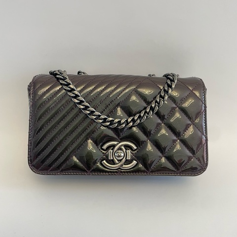 Chanel香奈兒Coco boy漆皮鏈條包 漸變墨綠黑配色 大mini經典菱格紋，21開
