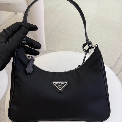 閒置新Prada2005 五金帶膜 全套全膜