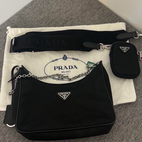 閒置新Prada三合一 附件齊全 五金全膜 無划痕