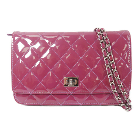CHANEL 漆皮皮革2.55 Wallet On Chain鏈帶肩背袋