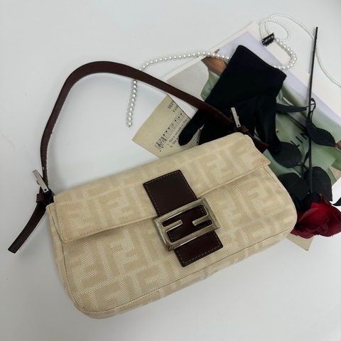 【赫蒂國際精品】 Fendi老花法棍包 vintage 二手 中古