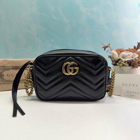 GUCCI GG Marmont Mini相機包