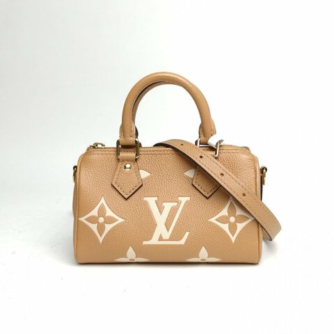 LOUIS VUITTON SpNano16奶茶色牛皮芯片大Logo印花肩背包