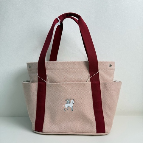愛馬仕/Hermes Cabriole育嬰包 刺繡圖案托特包購物袋手提包單肩包 粉色