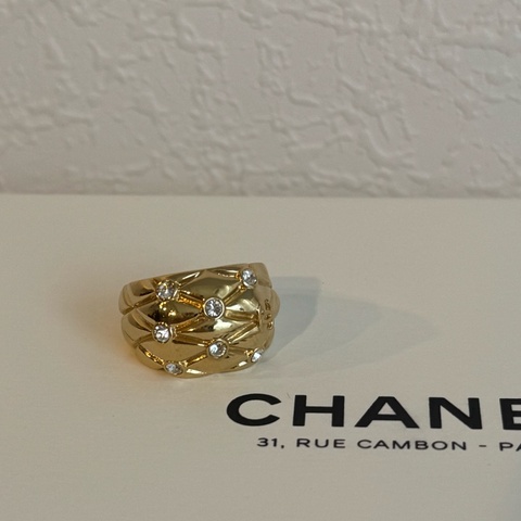 Chanel 金色小鑽戒指50號