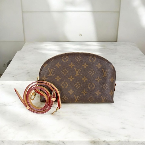 莉亞精品♡ LV M46579貝殼化妝包 二手美包