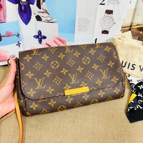 LV  M40718 Favorite摯愛 中號經典Monogram老花手提 肩背 斜背包