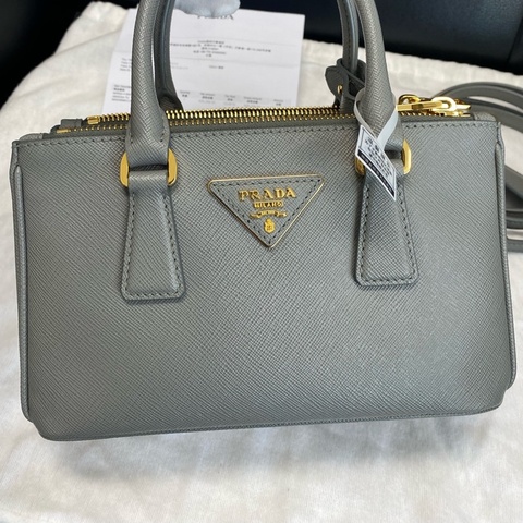 99新 普拉達/Prada mini石板灰殺手包25年