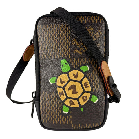路易威登 LOUIS VUITTON NIGO Damier Giant 雙手機包 Ebene 男士肩包 N40377 z9938