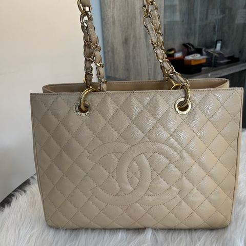 Chanel 肩背包 杏色 17開