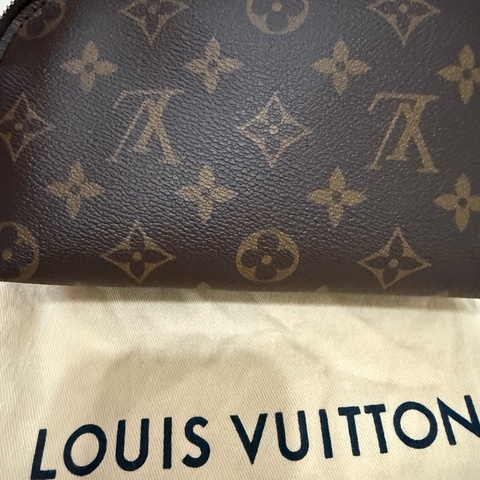 Lv全新化妝包