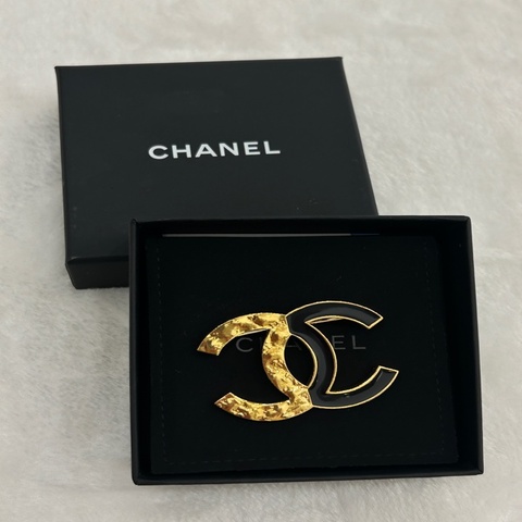 CHANEL 經典雙C LOGO胸針