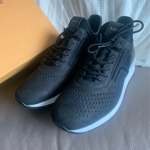 全新 tods 黑色休閒運動鞋 球鞋 休閒鞋 男裝 size 9