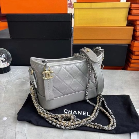 Chanel Gabrielle 28開 灰色流浪包 #小號