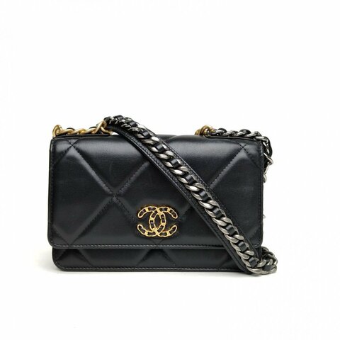 CHANEL 19BAG吸扣WOC黑色羊皮晶片開金銀扣肩背包