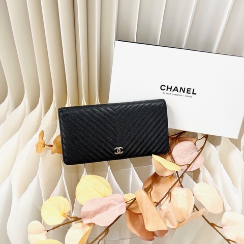 Chanel Bifold Long Wallet Chevron
