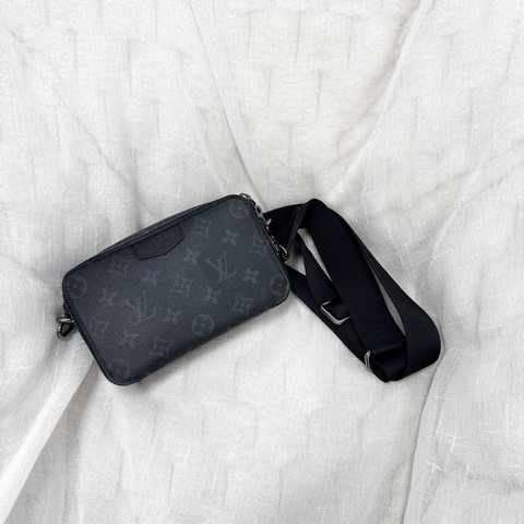 LV Alpha Wearable Wallet bag
