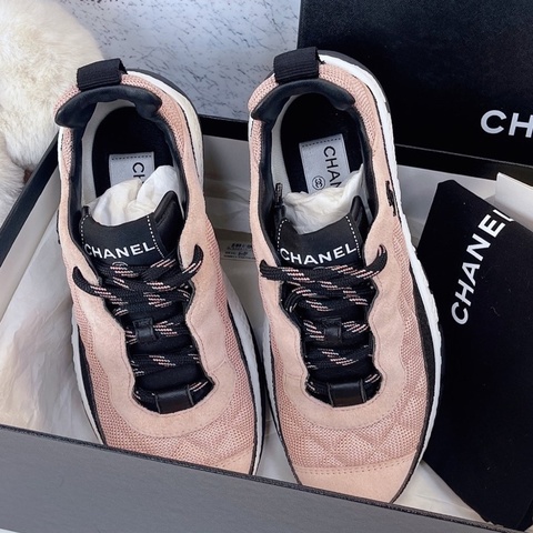 閒置新香奈兒Chanel 21b粉色運動鞋 經典雙C字母老爹鞋拼色網狀氣墊跑步鞋 37碼