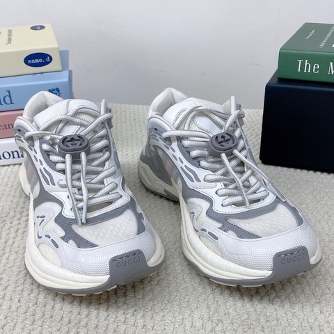 古馳/Gucci 2.0新款女士運動鞋 38碼