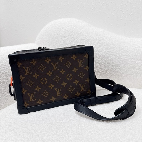 LV Soft Trunk MNG