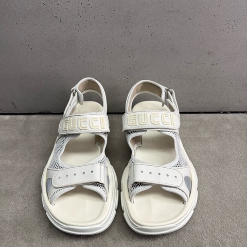 二手Gucci米白涼鞋