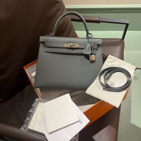 ✨98新愛馬仕Hermes kelly28 手提包斜背包 杏仁綠 銀扣 ep皮 Z刻