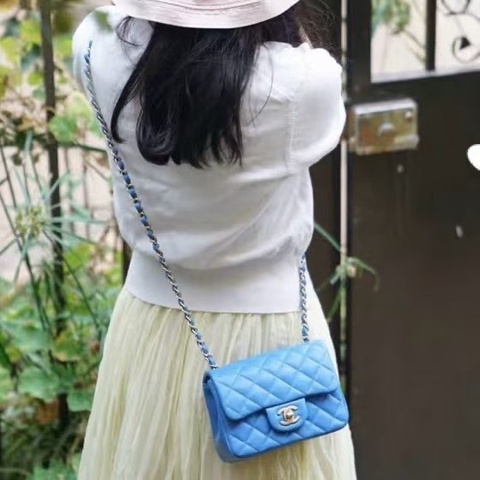 Chanel CF大mini鏈條包 藍色 銀扣 荔枝皮 20*12*6  9新 配件塵袋