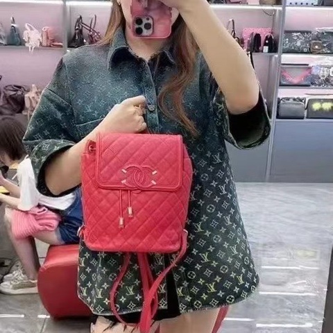 Chanel Vanity case後背包小號 紅色 金扣 荔枝皮 20*26*11  9新 配件塵袋