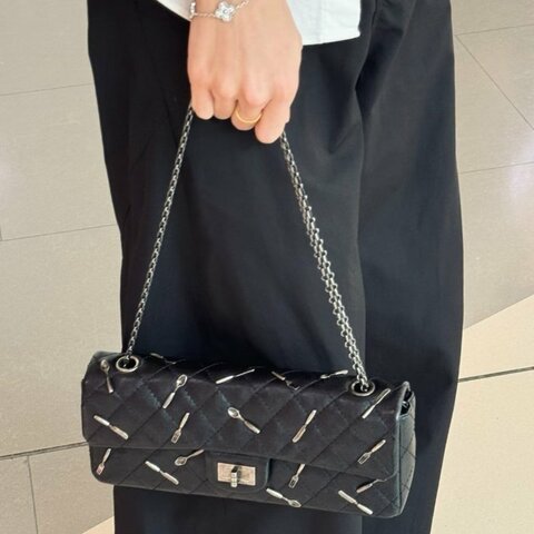 Chanel 黑銀2.55刀叉法棍腋下包 牛皮 27*12*5 99新配件塵袋