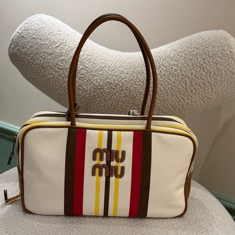 99新 miumiu繆繆 Beau條紋圖案手提包 米/棕 底長34cm