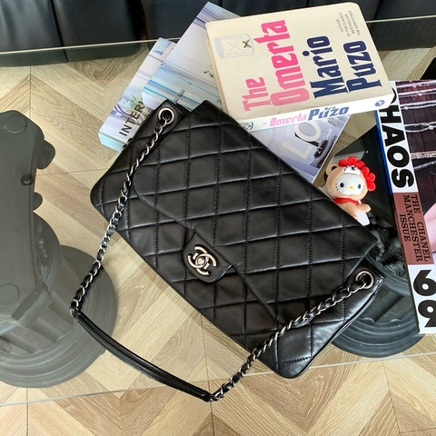 Chanel 香奈兒 13K黑銀羊皮風琴泡芙機場 18開