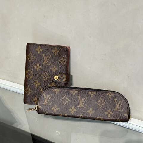 LOUIS VUITTON 經典老花六孔活頁手帳本 / 筆袋
