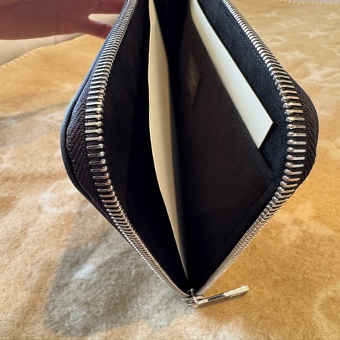 LV Louis Vuitton Pochette Voyage(手拿包)