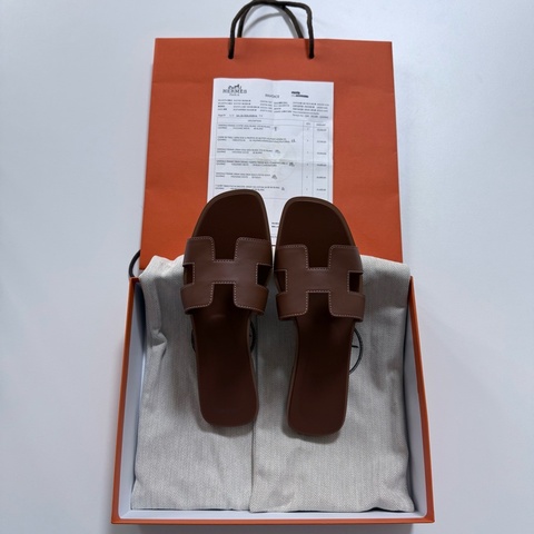 Hermes Oran拖鞋 金棕色 37號