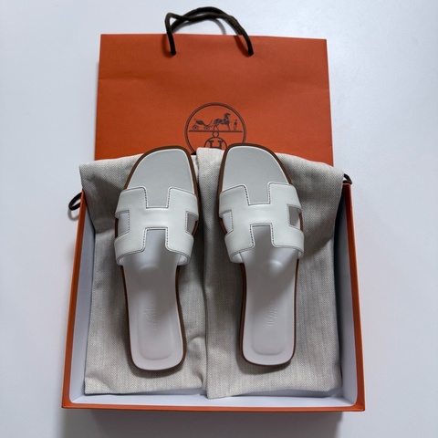 Hermes Oran 拖鞋 白色 37號