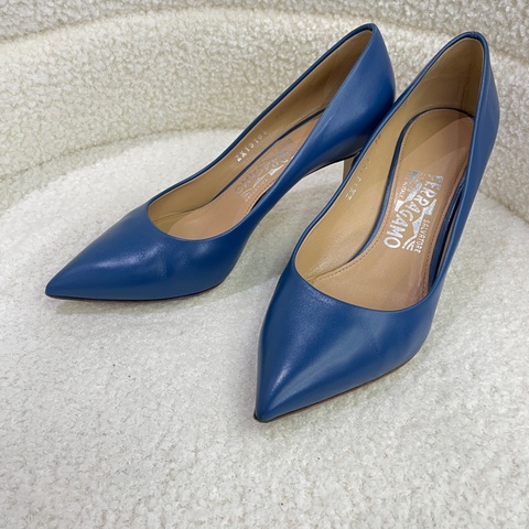 FERRAGAMO/菲拉格慕藍色尖頭高跟鞋 38碼
